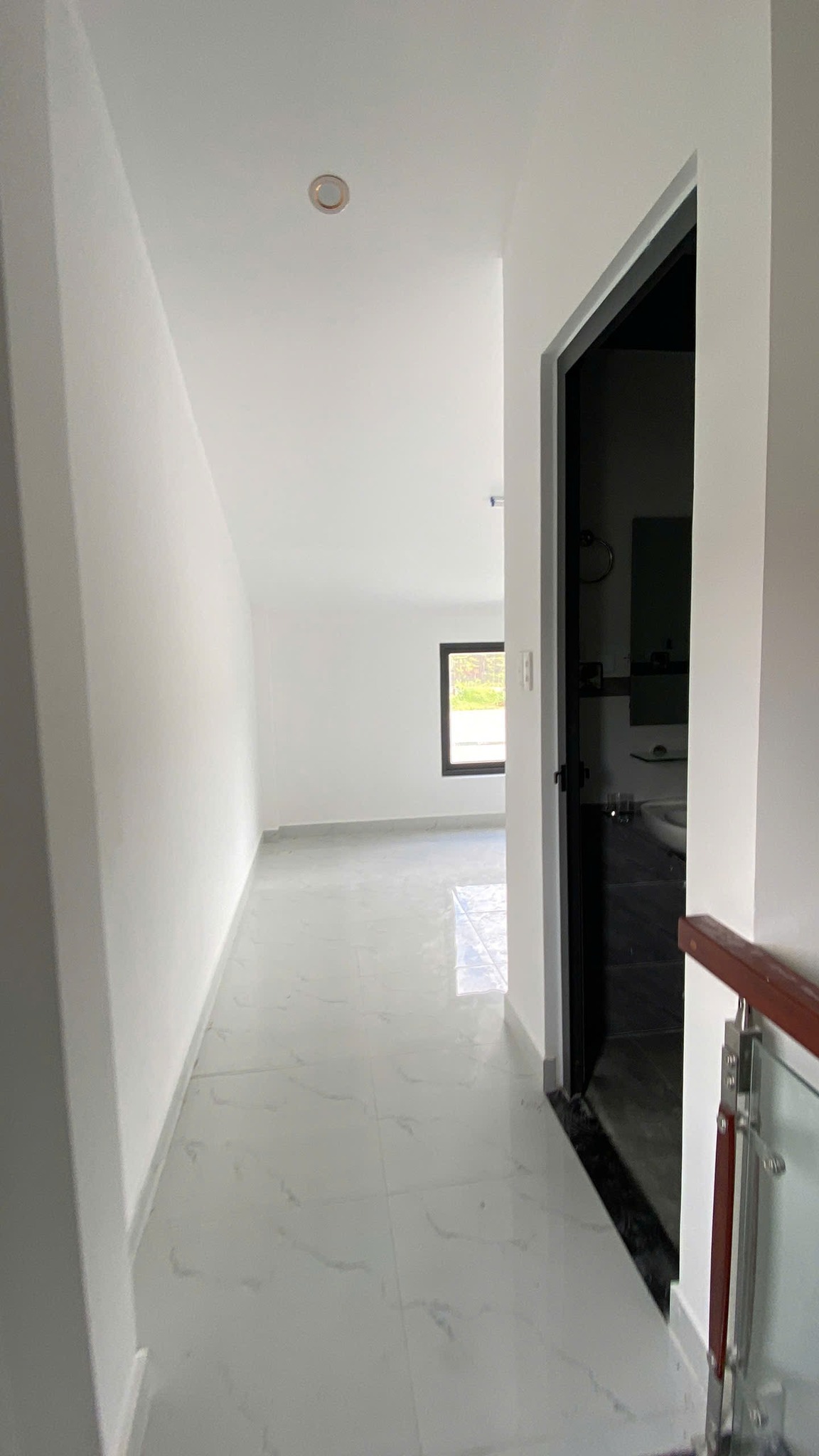 Cần bán gấp Nhà đẹp mới xây đường Trương Văn Hoàn, P9, Đà Lạt giá 4.65 tỷ - Ảnh 2